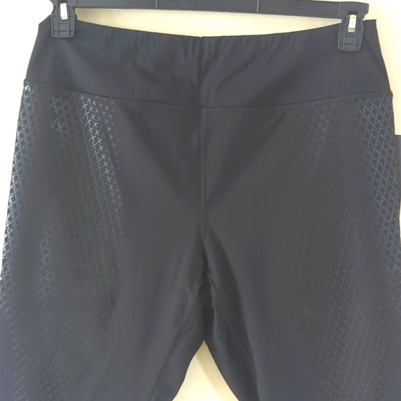 Torrid Compression Legging Performance Core Black 3X - Picture 8 of 16